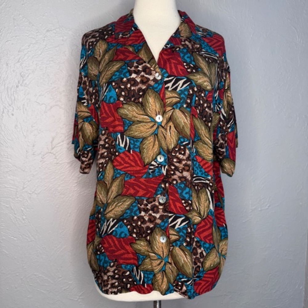 Vintage 90's Women‎ Large Hawaiian shirt dark floral Beach party Luau pool party